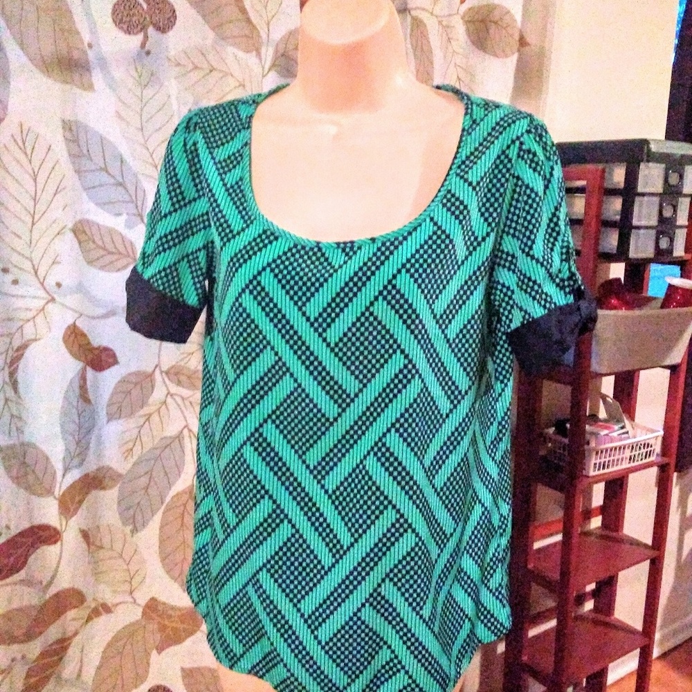 Francesca/Anthropologie top
